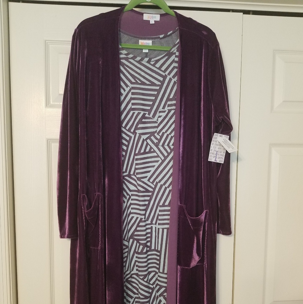 Lularoe Sarah and Carly